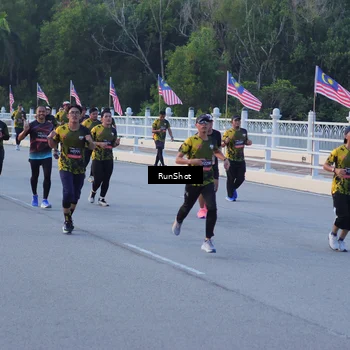 Runner Photo 7108915