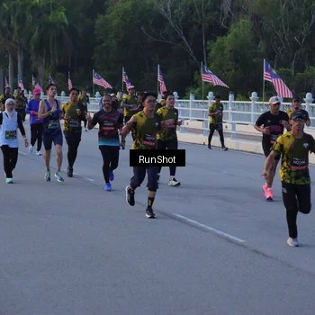 Runner Photo 7108921