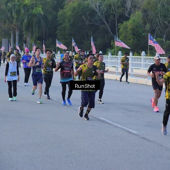 Runner Photo 7108922