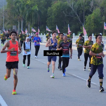 Runner Photo 7108933