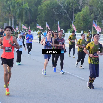 Runner Photo 7108937