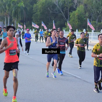 Runner Photo 7108943