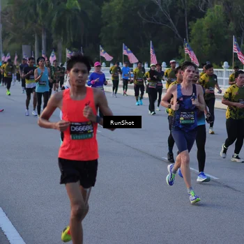 Runner Photo 7108947