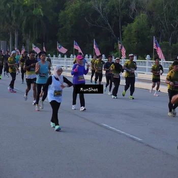 Runner Photo 7108954