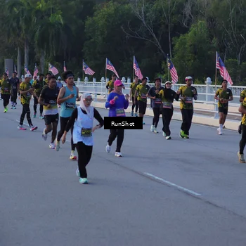 Runner Photo 7108959