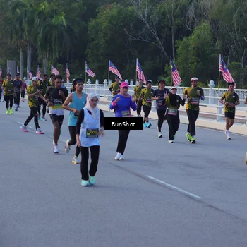 Runner Photo 7108961