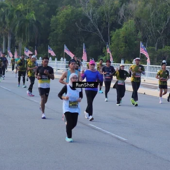 Runner Photo 7108967