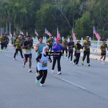 Runner Photo 7108969