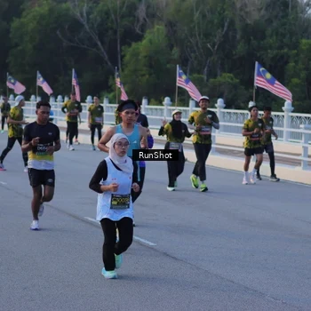 Runner Photo 7108974