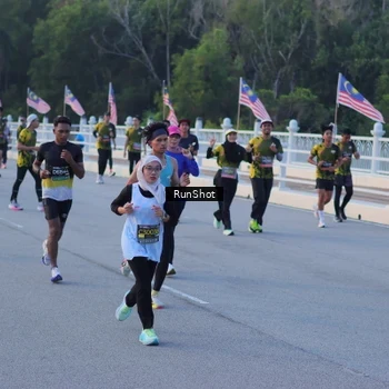 Runner Photo 7108976