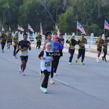 Runner Photo 7108982