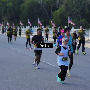 Runner Photo 7108987