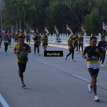 Runner Photo 7108993