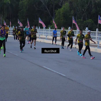 Runner Photo 7108997