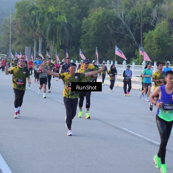 Runner Photo 7109035