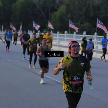 Runner Photo 7109072