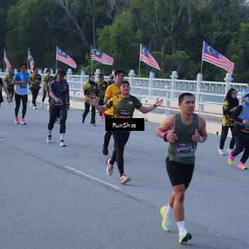 Runner Photo 7109083