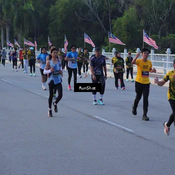 Runner Photo 7109084