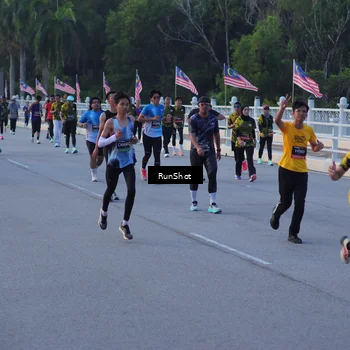 Runner Photo 7109086