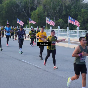Runner Photo 7109087