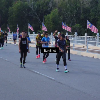 Runner Photo 7109114