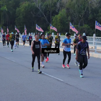 Runner Photo 7109122