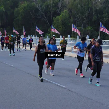 Runner Photo 7109131