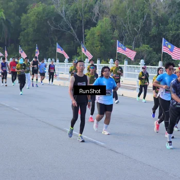 Runner Photo 7109138