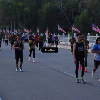 Runner Photo 7109144