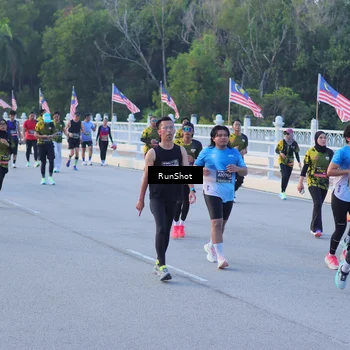 Runner Photo 7109145