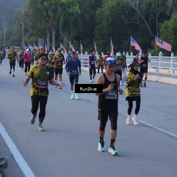 Runner Photo 7109162