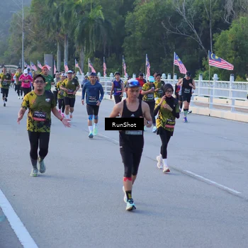 Runner Photo 7109166