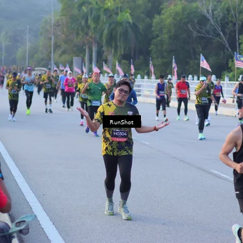 Runner Photo 7109174