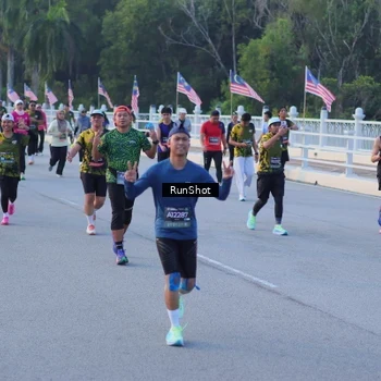 Runner Photo 7109206