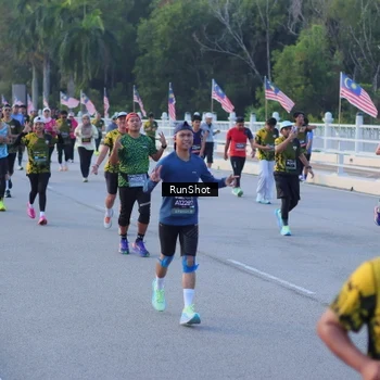 Runner Photo 7109207