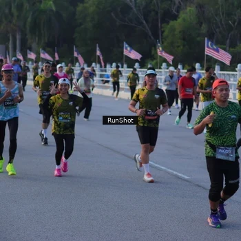 Runner Photo 7109212
