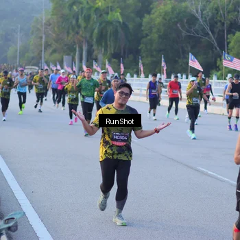 Runner Photo 7109216