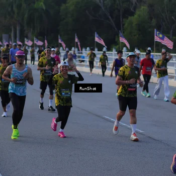 Runner Photo 7109228