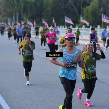 Runner Photo 7109229