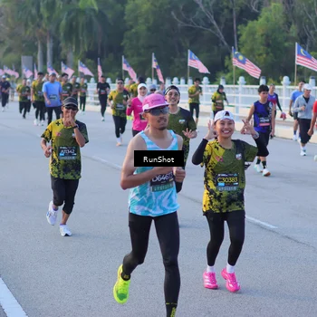 Runner Photo 7109248