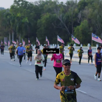 Runner Photo 7109251
