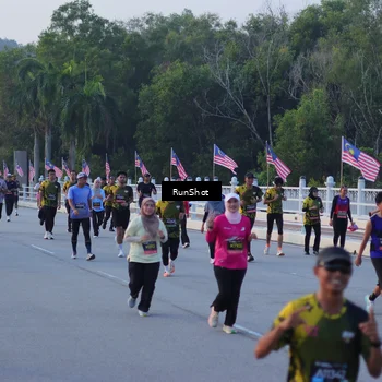 Runner Photo 7109254