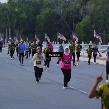 Runner Photo 7109255