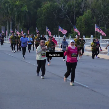 Runner Photo 7109259
