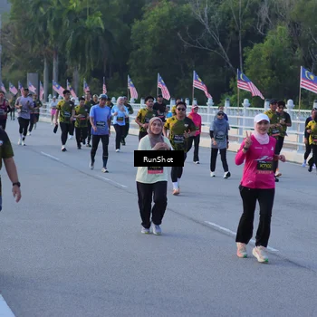 Runner Photo 7109267