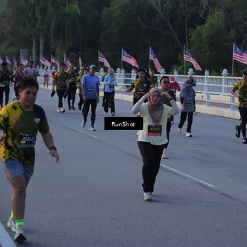 Runner Photo 7109274
