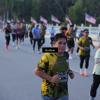 Runner Photo 7109283