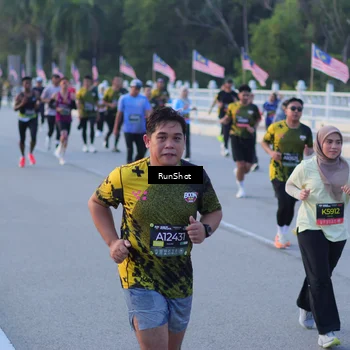 Runner Photo 7109289
