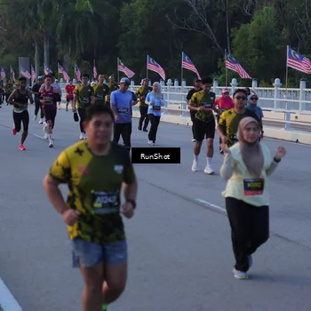 Runner Photo 7109292