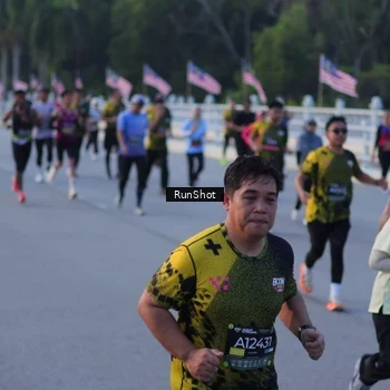 Runner Photo 7109303